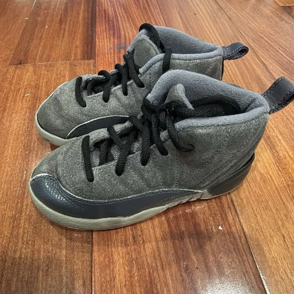 Jordan Air Jordan 12 Unisex Kids Gray/Black Suede Mid Top Sneakers size 10